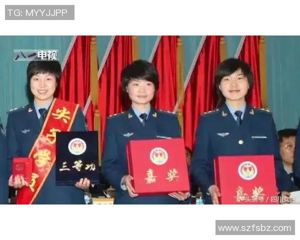 周丽专访揭秘英雄联盟发展历程与个人成长故事