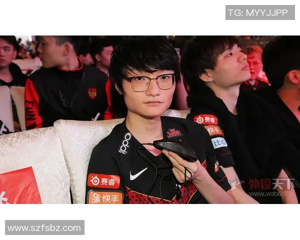 电竞新闻FPX战队在S15LOL比赛中的包夹战术深度解析与比分分析